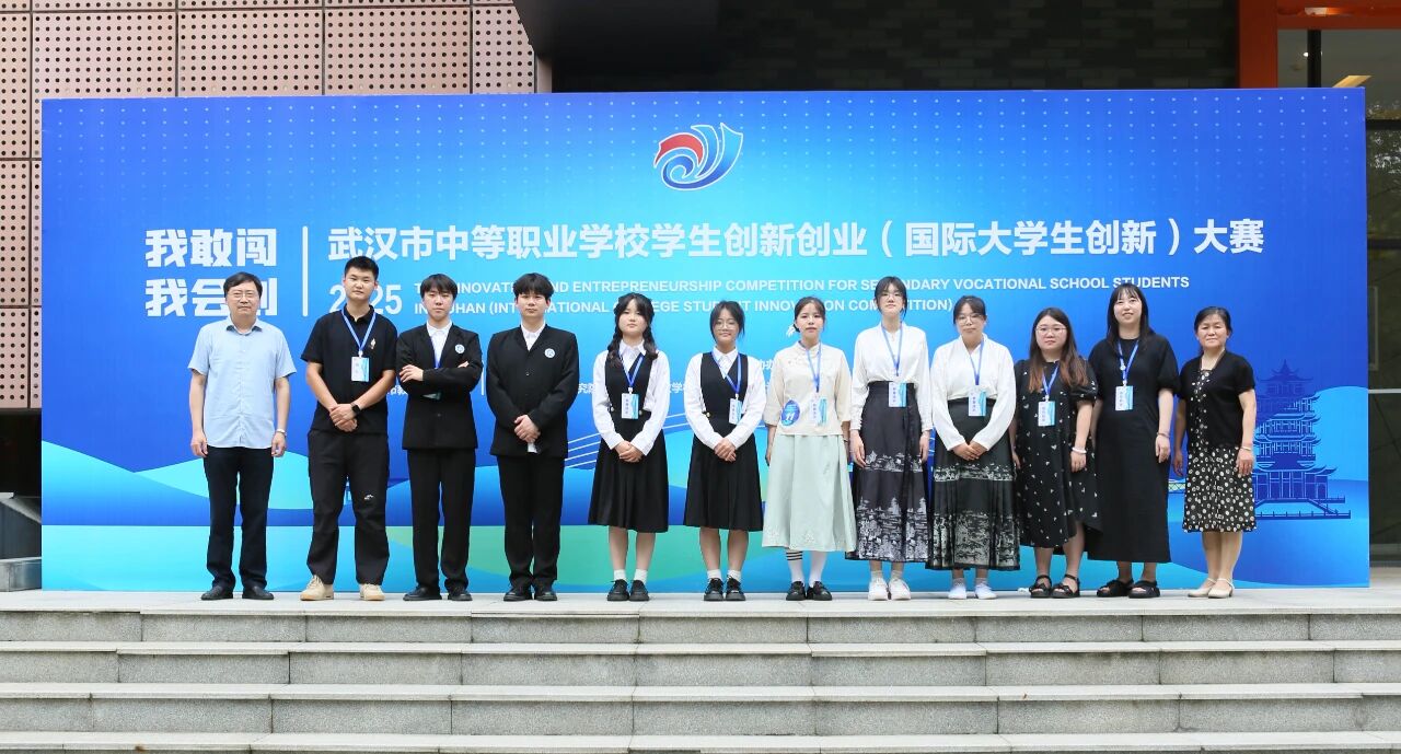 a040be9e287a912039a69d5082ad932c.jpg a040be9e287a912039a69d5082ad932c.jpg