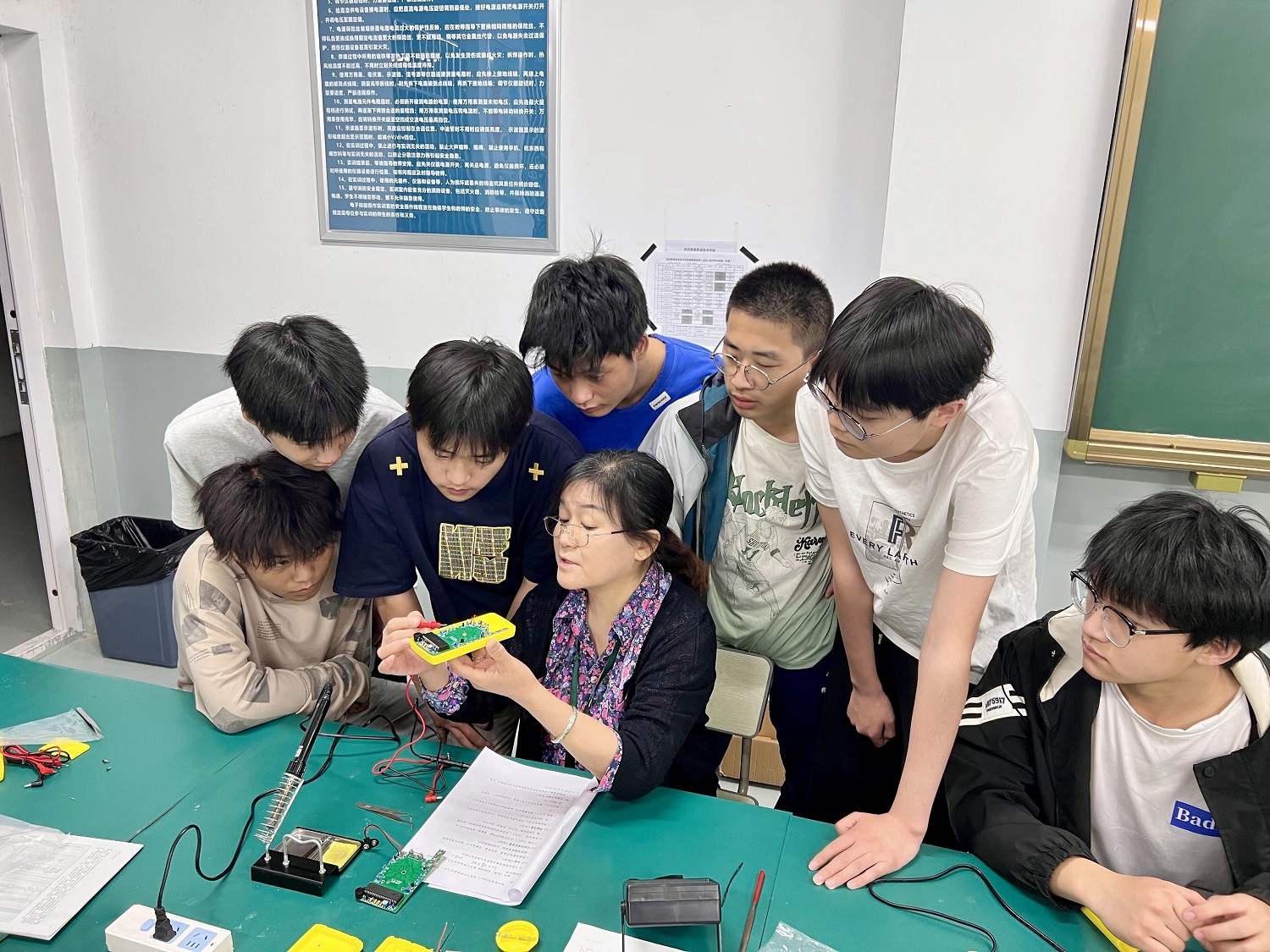 ba5fb9551b3b201c1abf0fbf41ec934c.jpg ba5fb9551b3b201c1abf0fbf41ec934c.jpg